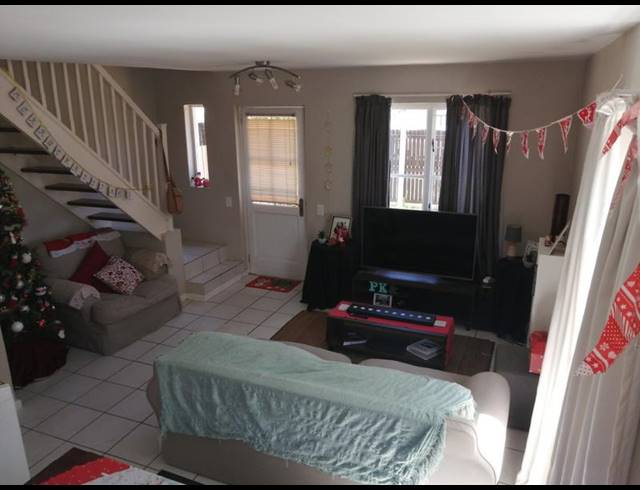 2 BEDROOM PROPERTY TO RENT IN KENILWORTH